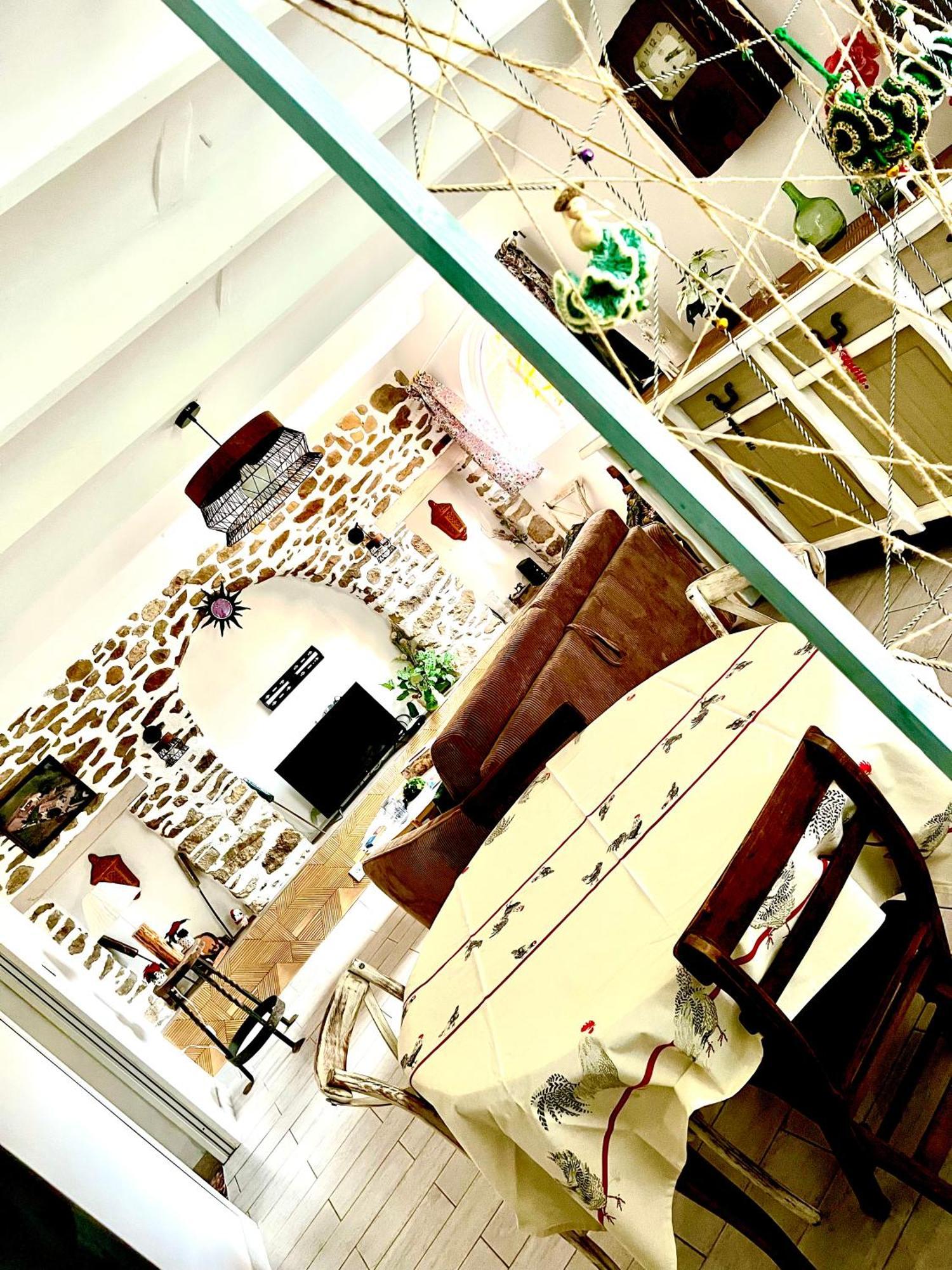 Appartement Cosy Saint-Hilaire-de-Brethmas المظهر الخارجي الصورة